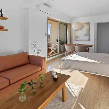 The Rooftop - Jacuzzi - Sea - 180 Terrace - Parking 昂蒂布