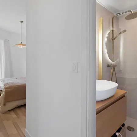 Apartment The Rooftop - Jacuzzi - Sea - 180 Terrace - Parking Antibes