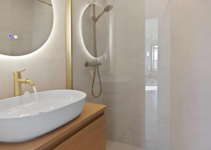 The Rooftop - Jacuzzi - Sea - 180 Terrace - Parking 公寓 *