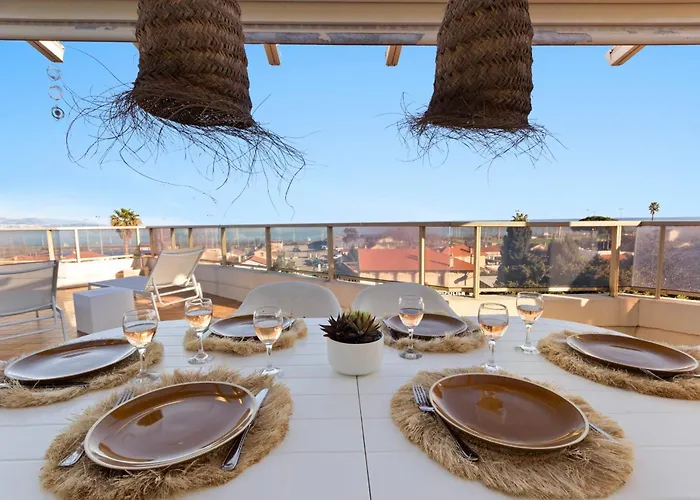 The Rooftop - Jacuzzi - Sea - 180 Terrace - Parking 公寓 昂蒂布