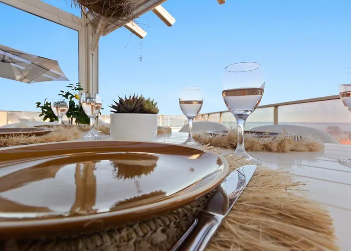 The Rooftop - Jacuzzi - Sea - 180 Terrace - Parking 公寓 *