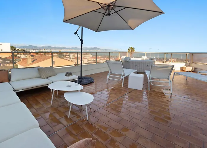 公寓 The Rooftop - Jacuzzi - Sea - 180 Terrace - Parking